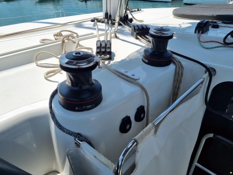 Lagoon 42