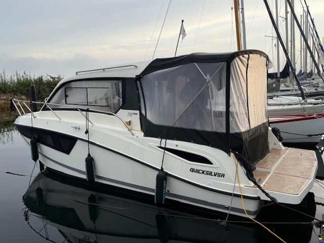 Quicksilver 755 Weekend mit Diesel Innenborder