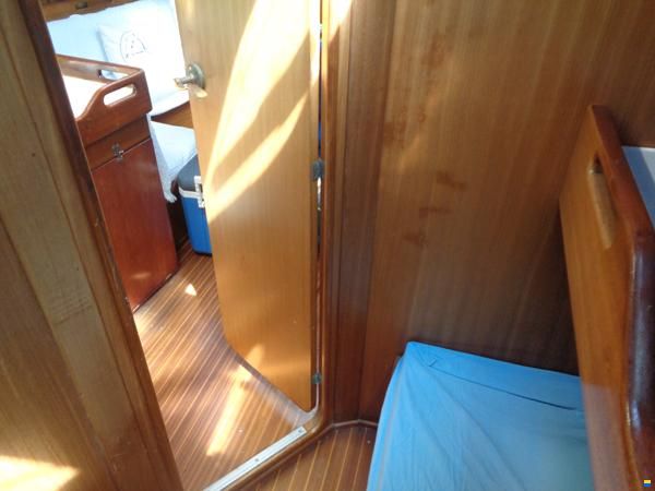 Bavaria 44