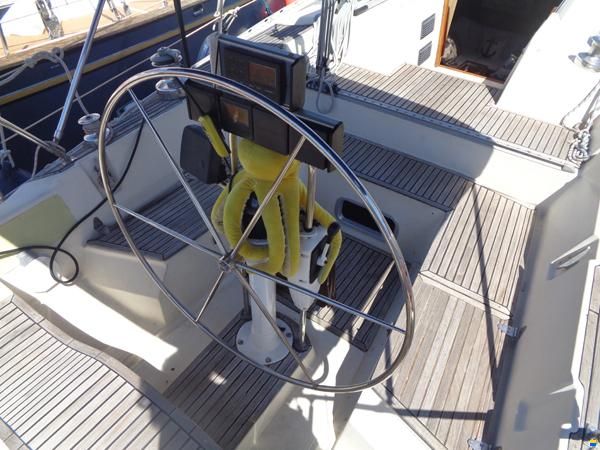 Bavaria 44