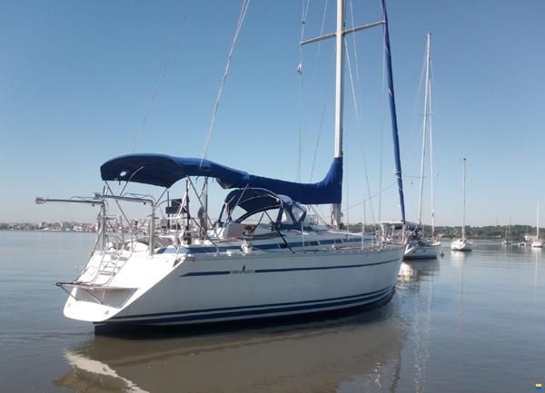 Bavaria 44