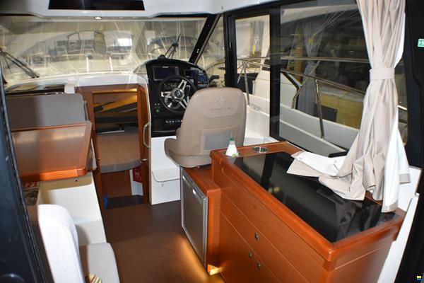 Jeanneau Merry Fisher 895