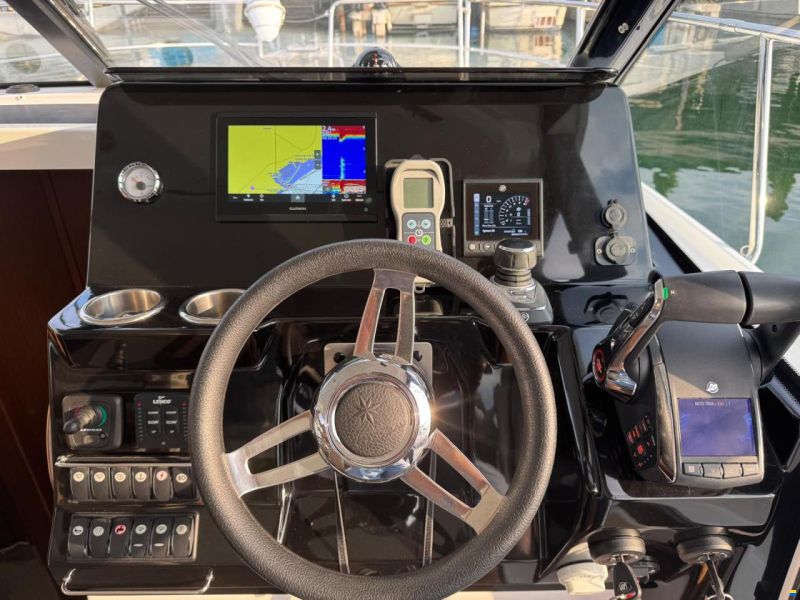 Jeanneau Merry Fisher 1095 Fly