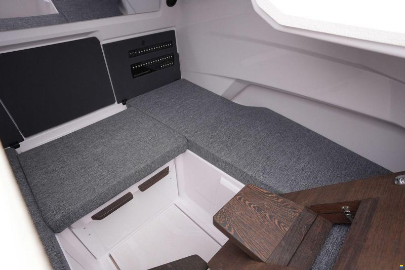 Axopar 29 XC Cross Cabin