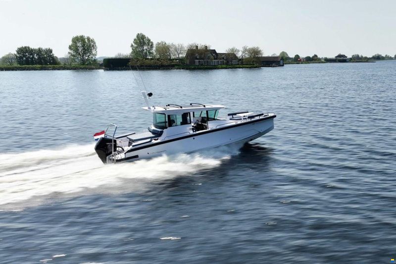 Axopar 29 XC Cross Cabin