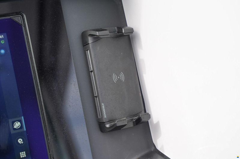 Axopar 29 XC Cross Cabin