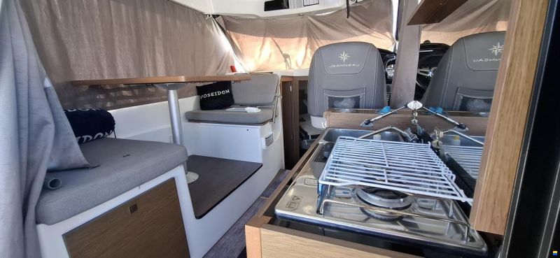 Jeanneau Merry fisher 895