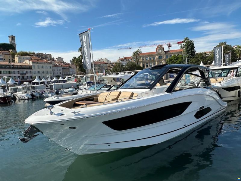 Sea Ray Sundancer 370