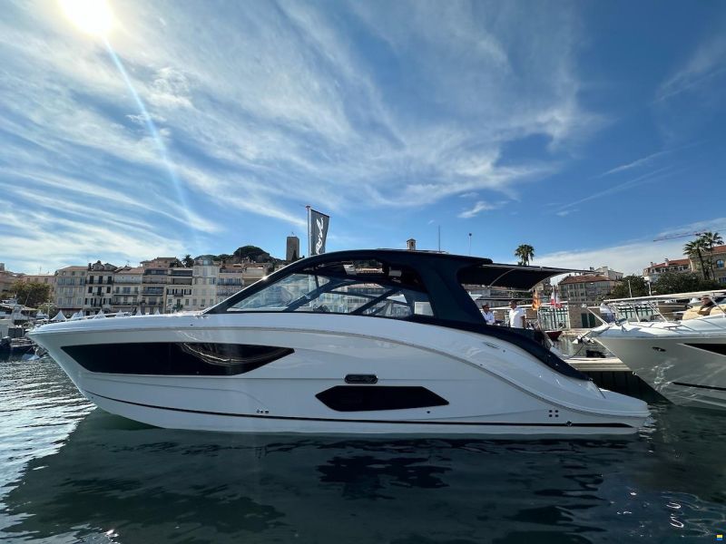 Sea Ray Sundancer 370