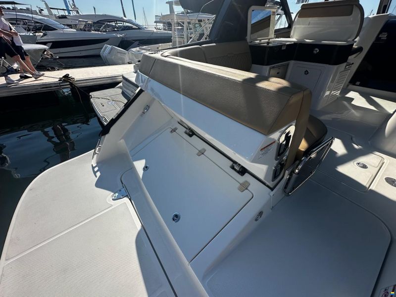 Sea Ray Sundancer 370
