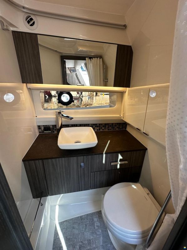 Sea Ray Sundancer 370