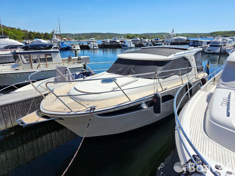 Marex 310 Sun Cruiser 2021 1