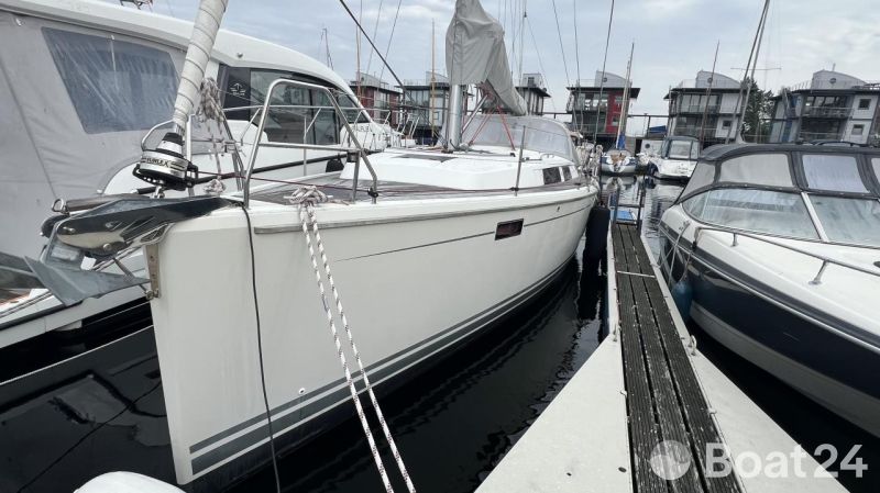 Hanse 385