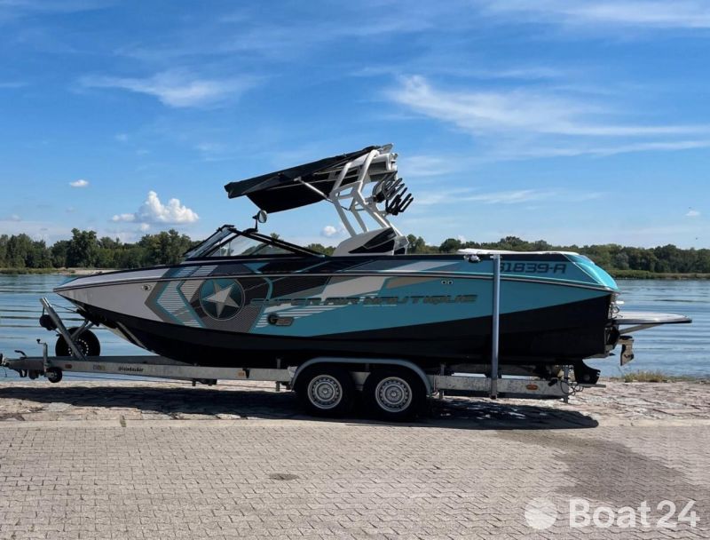 Correct Craft Super Air Nautique G23