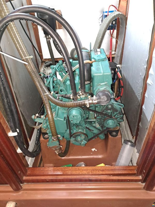 Bavaria 37