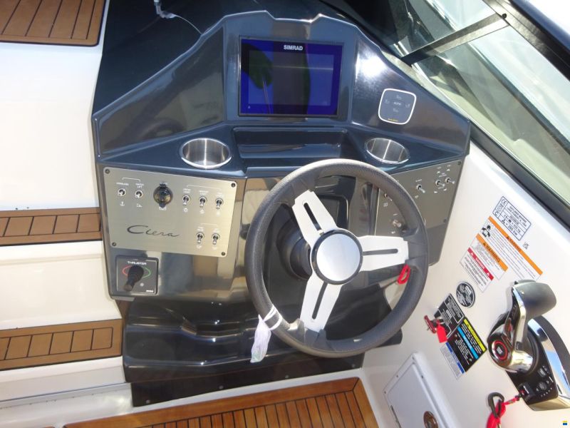 Bayliner Ciera 8
