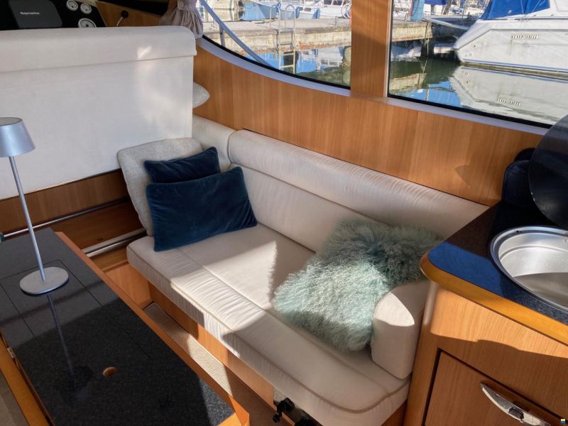 Greenline 33 Hybrid ready