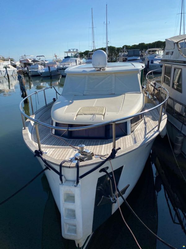 Greenline 33 Hybrid ready