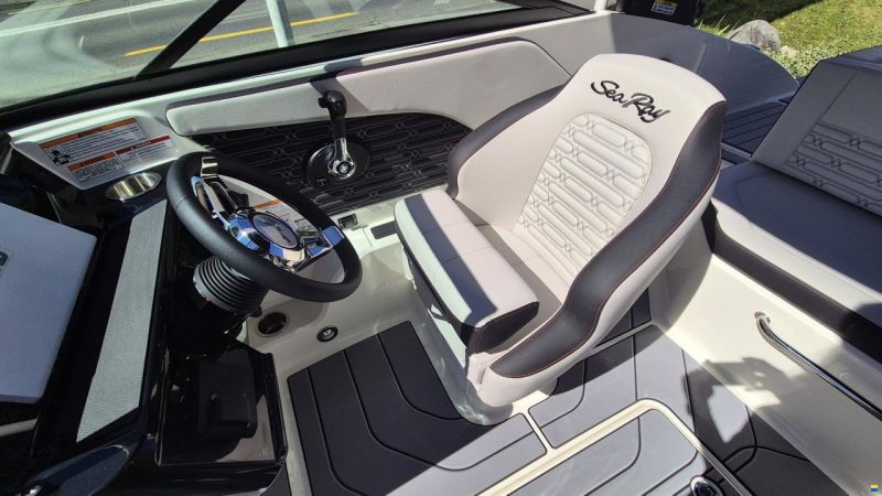 Sea Ray SPX 190 R Europe