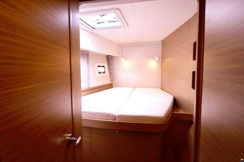 Lagoon 42 Full specs
