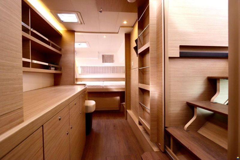 Lagoon 42 Full specs