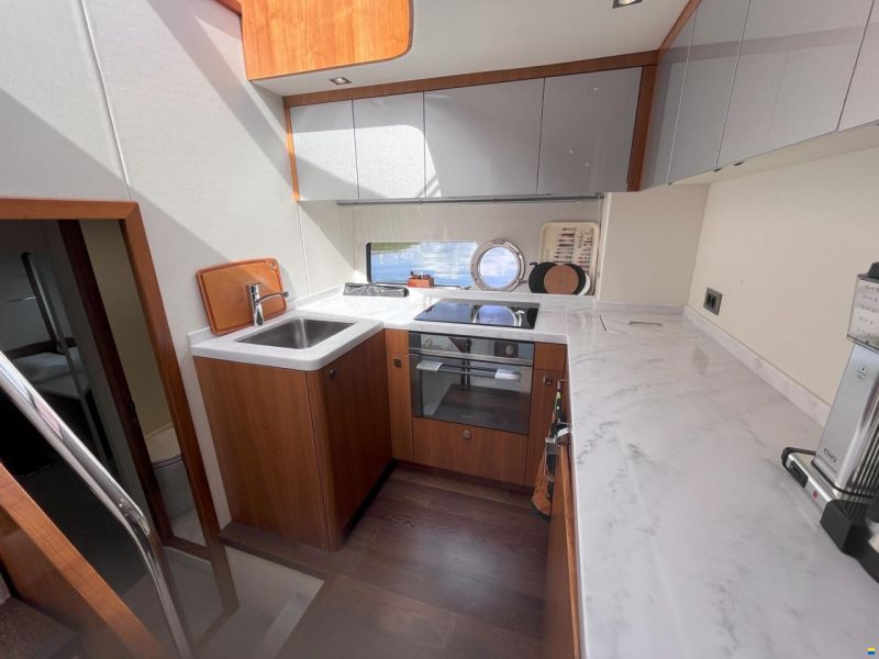 Sunseeker Predator 57MKII