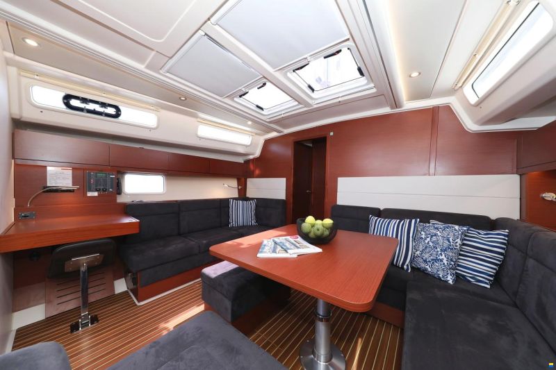 Hanse 458