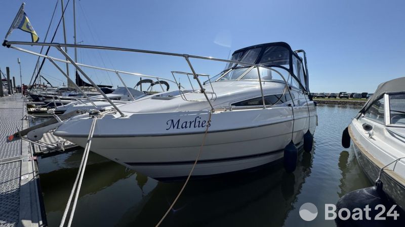 Bayliner 2355 mit neuem Motor