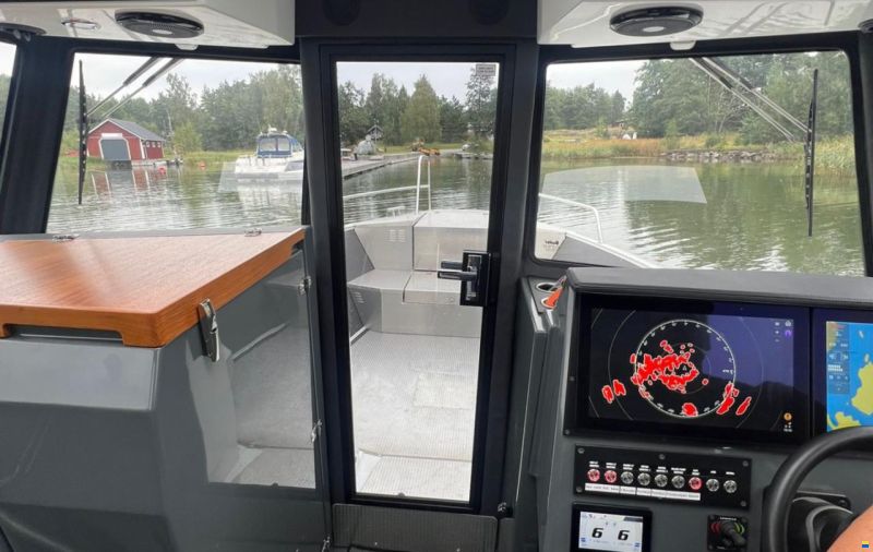 Buster Phantom Cabin