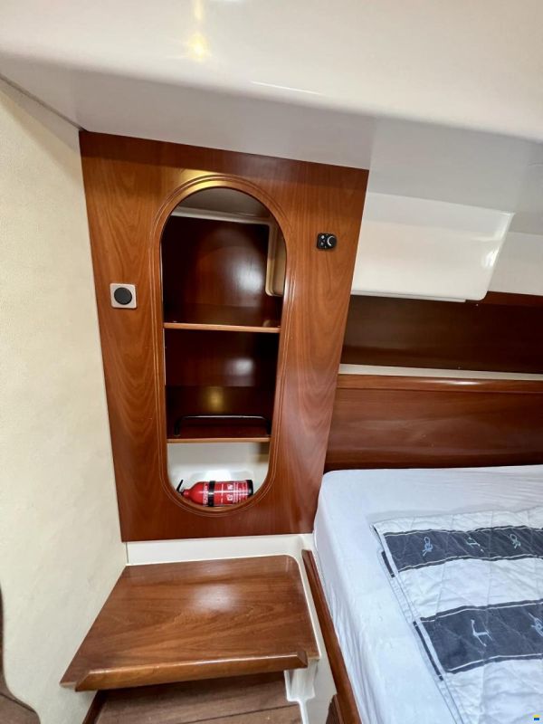 Fountaine Pajot Lavezzi 40