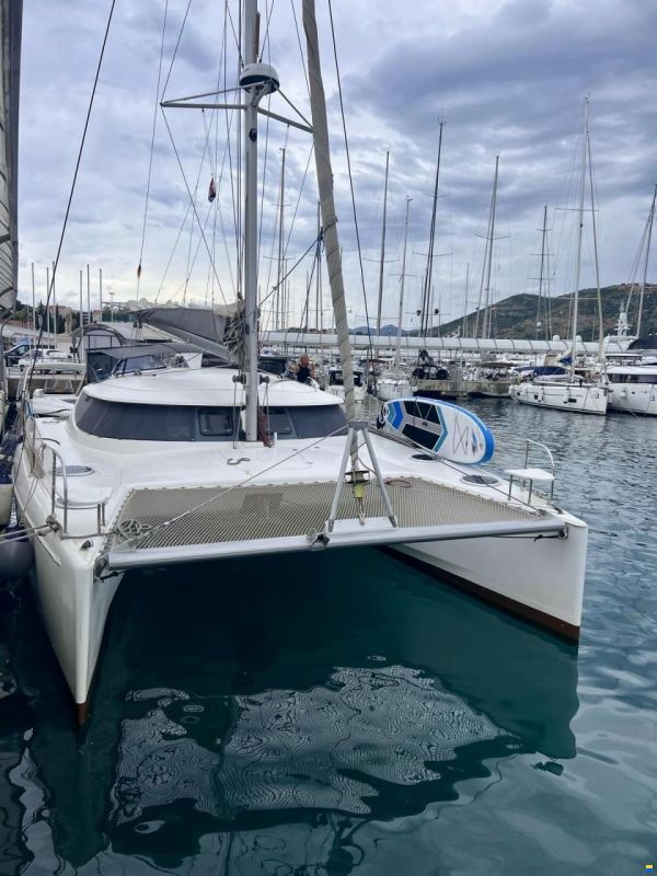 Fountaine Pajot Lavezzi 40