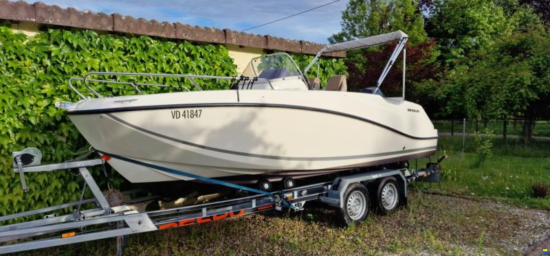 Quicksilver 555 Open