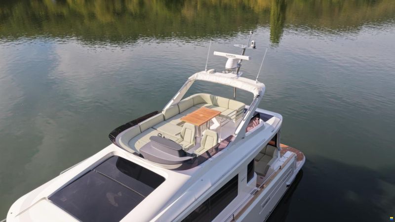 Nimbus 495 Flybridge