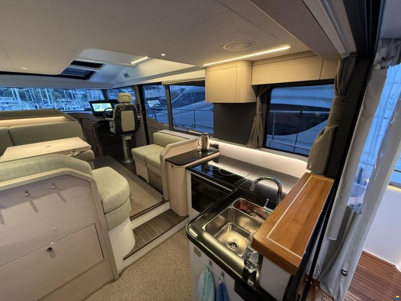 Nimbus 495 Flybridge