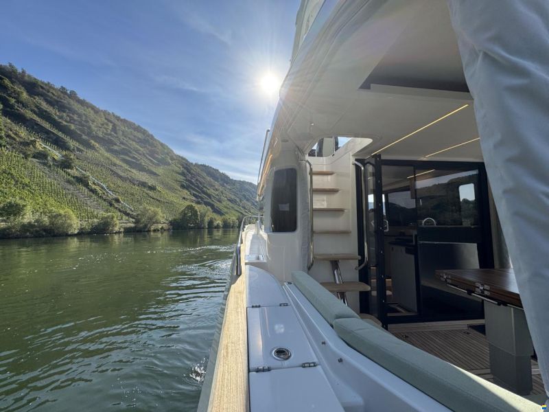 Nimbus 495 Flybridge
