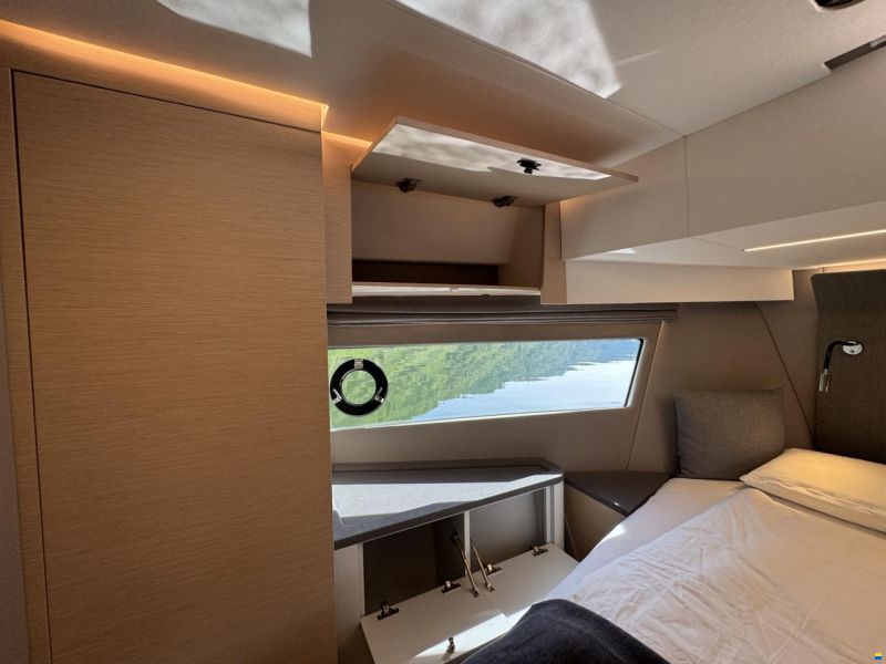 Nimbus 495 Flybridge