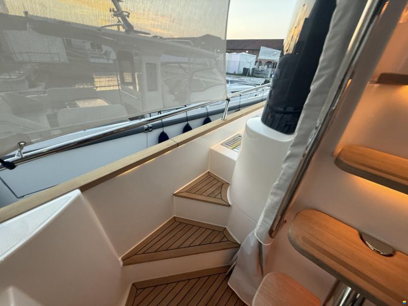 Nimbus 495 Flybridge