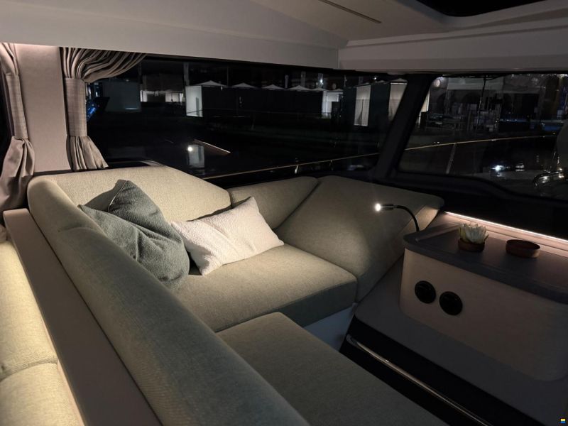 Nimbus 495 Flybridge