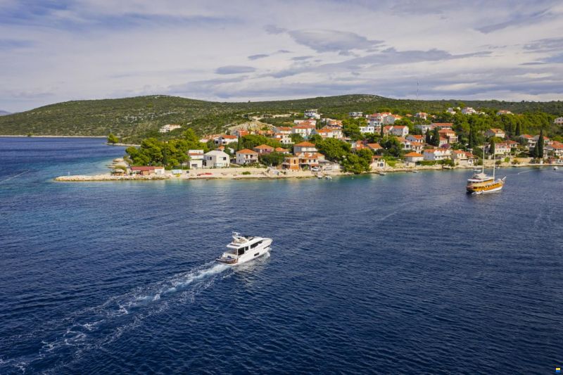 Nimbus 495 Flybridge