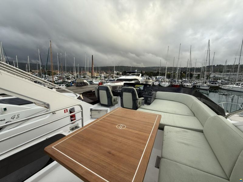 Nimbus 495 Flybridge