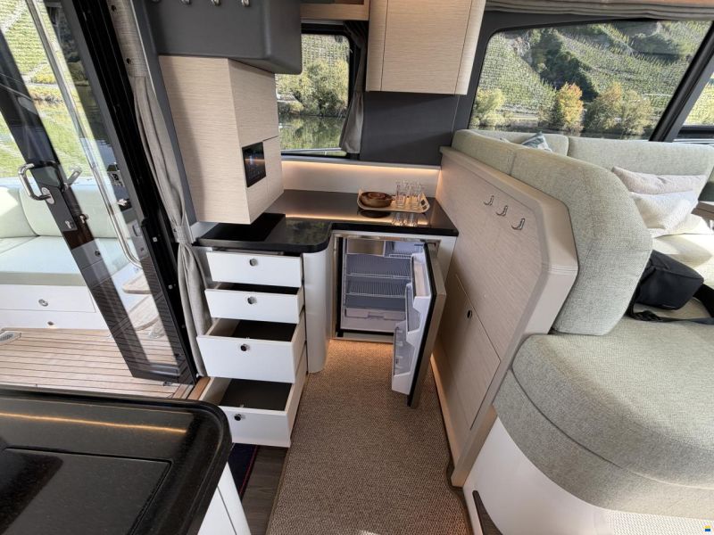 Nimbus 495 Flybridge