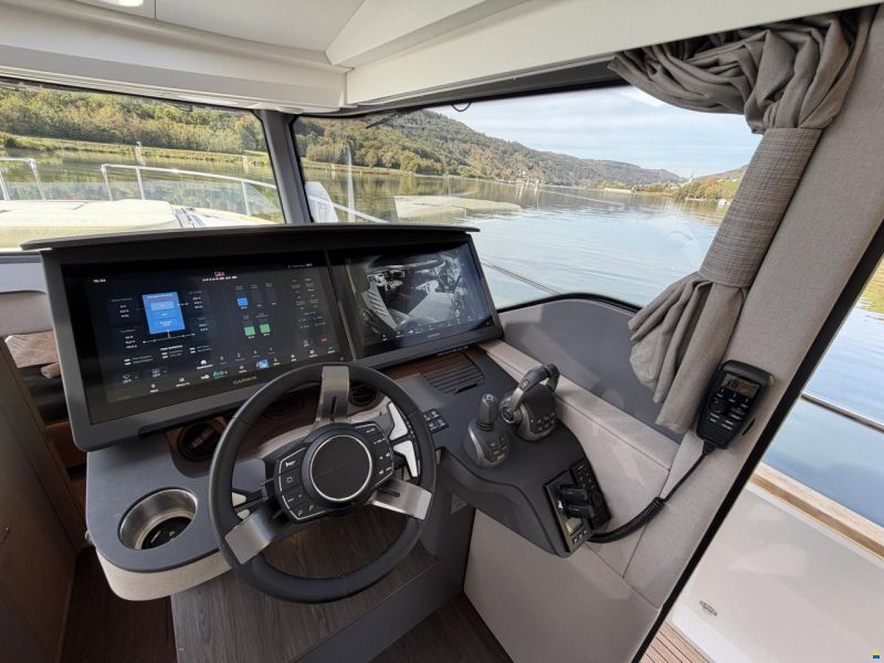 Nimbus 495 Flybridge