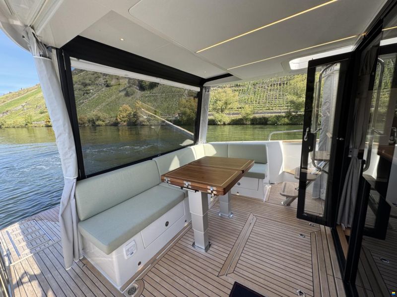 Nimbus 495 Flybridge