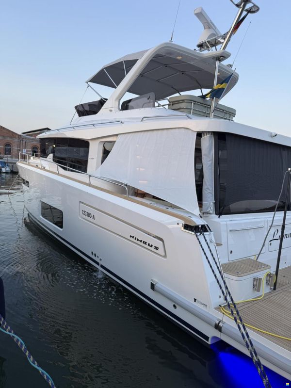 Nimbus 495 Flybridge