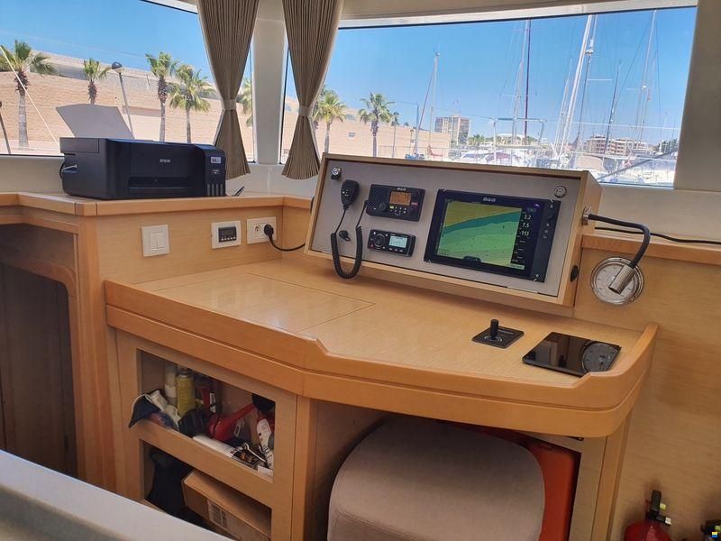 Lagoon 450 F