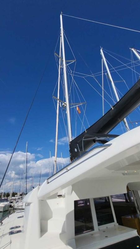 Lagoon 450 F