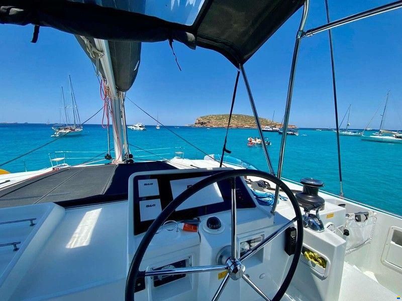 Lagoon 450 F