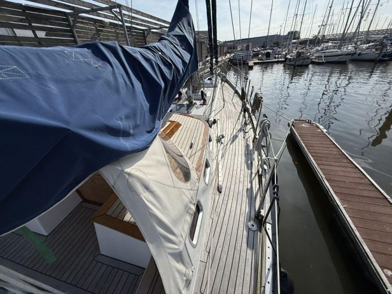 Hutting Yachts 40