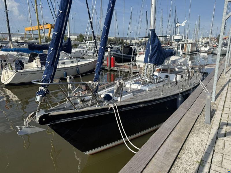 Hutting Yachts 40