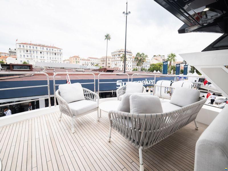 Sunseeker 76 Yacht